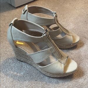 Stylish Cream Wedge Sandals
